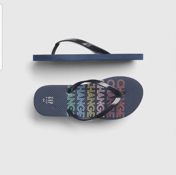 GAP Kids Be The Change Flip Flops NWT - Picture 2 of 2
